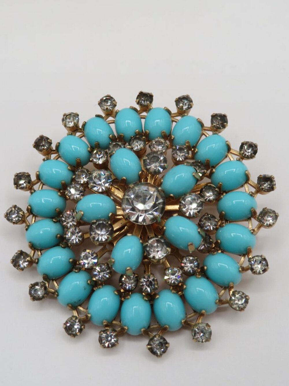 Vintage Faux Turquoise and Rhinestone Circle Floral Gold Tone Brooch - Picture 5 of 7